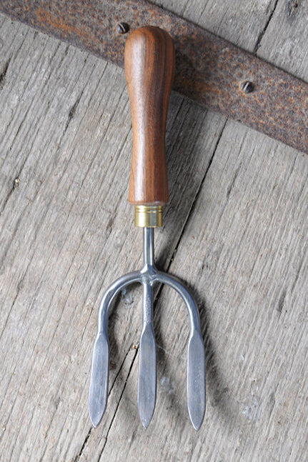 handfork-titanium-zoom