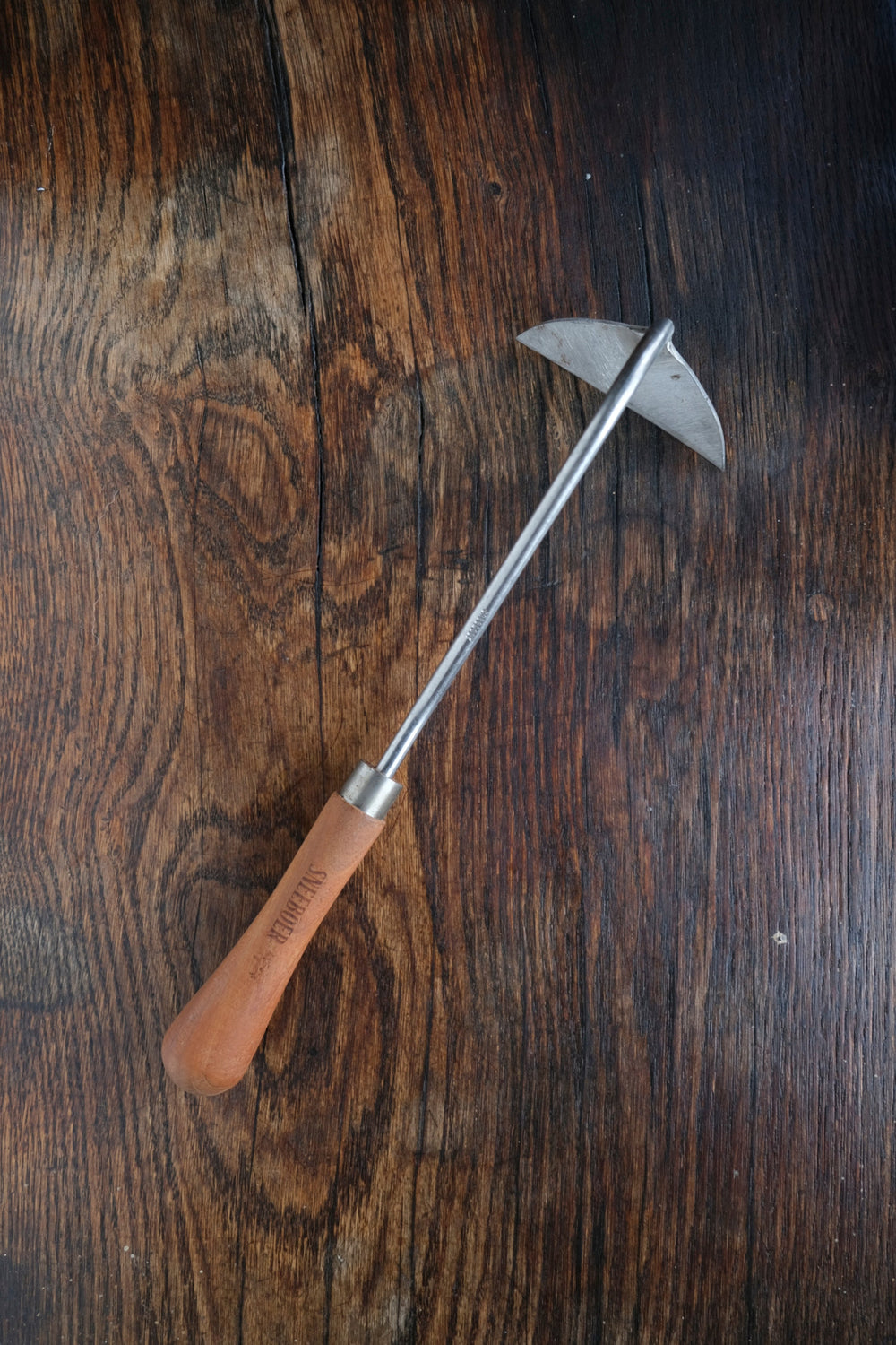 Cherry hand hoe diagonal